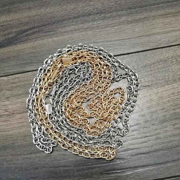 1 Generic faux gold and 1 silver bag wallet chain - Picture 5 of 6